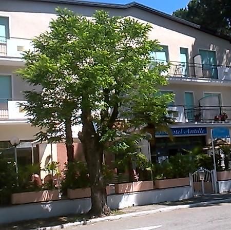 Hotel Antille Marina Romea Bagian luar foto